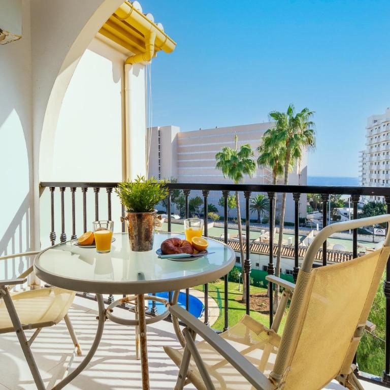 Imperial Puerto 2 4B By IVI Real Estate - One-Bedroom Apartment - 2