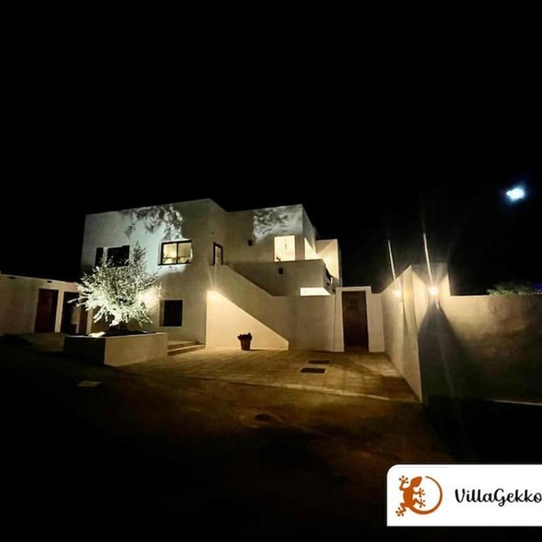 Off-grid Luxury Villa with Tikibar by the pool. - Villa de 3 dormitorios - 38