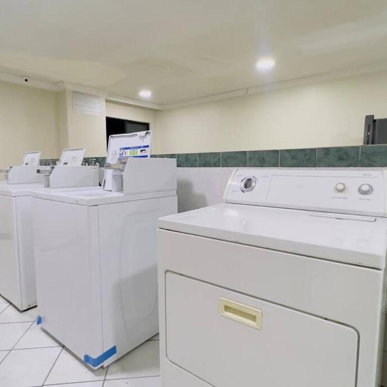 Penthouse with 2 bedrooms, 2 full bathrooms, 2 smart tv, gym, communal laundry - Apartamento de 2 dormitorios - 3