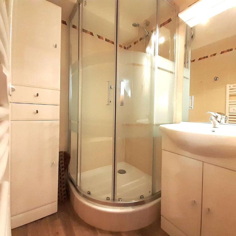 T2 6 pers, balco, cuisine Eq, casier skis, 1700m, Saint-Lary - FR-1-457-144 - Apartamento (6 adultos) - 9