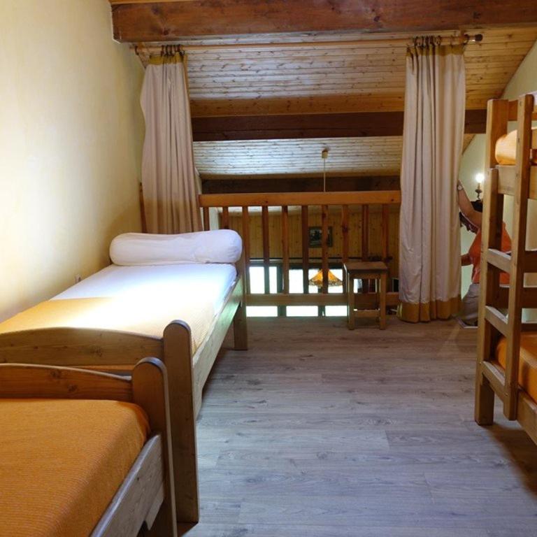 Appartement 7 personnes au pied des pistes avec parking à Arêches-Beaufort - Appartement 2 Chambres - 7