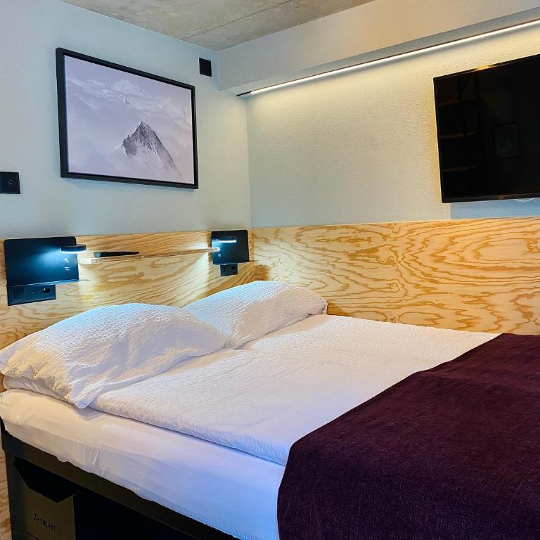 Peaky Riders Self Check-in Hotel - Kleines Doppelzimmer - 1