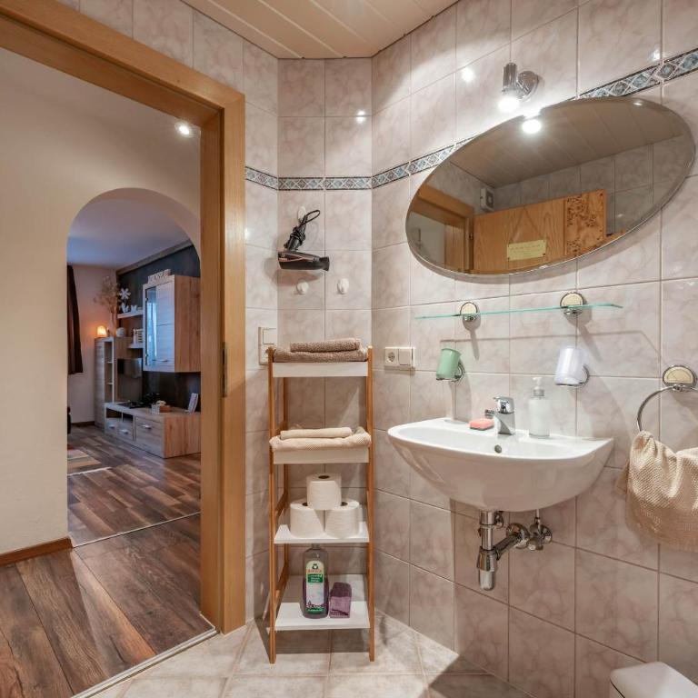 Zillerstübchen - Apartment mit 1 Schlafzimmer und Dusche - 8