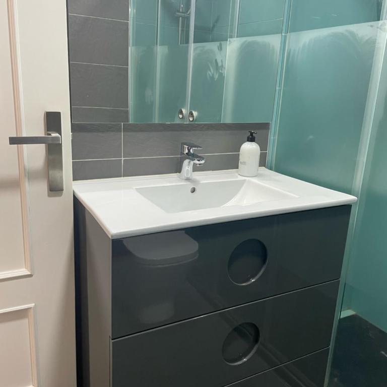 Torre del reloj - Parking gratis - Apartamento de 3 dormitorios - 15