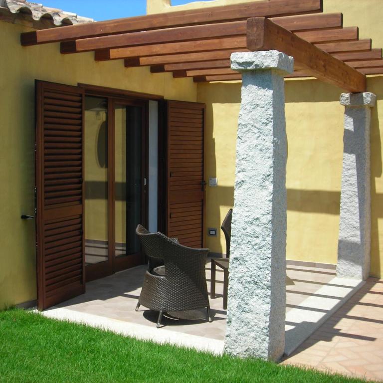 Le Anfore Hotel - Camera Matrimoniale con Patio e Vista Giardino - 2