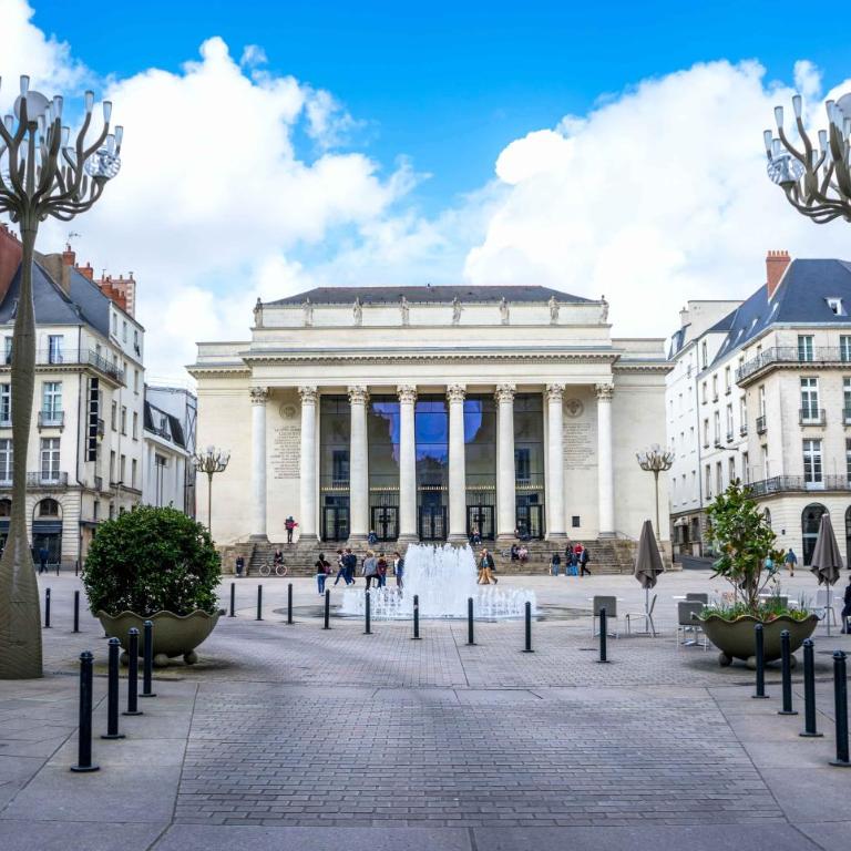 LA LOGE DES CARMES -Coeur de Nantes WIFI - Apartment mit 1 Schlafzimmer - 12