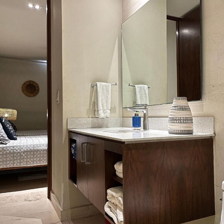 Depa de Lujo en el Corazón de la Riviera Maya - Two-Bedroom Apartment - 40