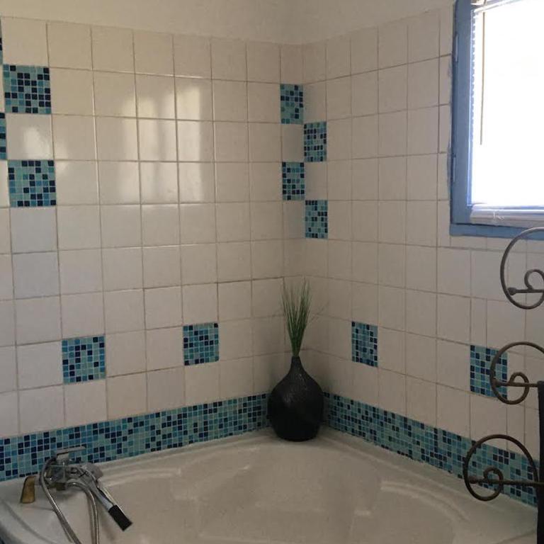 LE BONHEUR AVEC PISCINE ET JARDIN - Maison 2 Chambres - 13