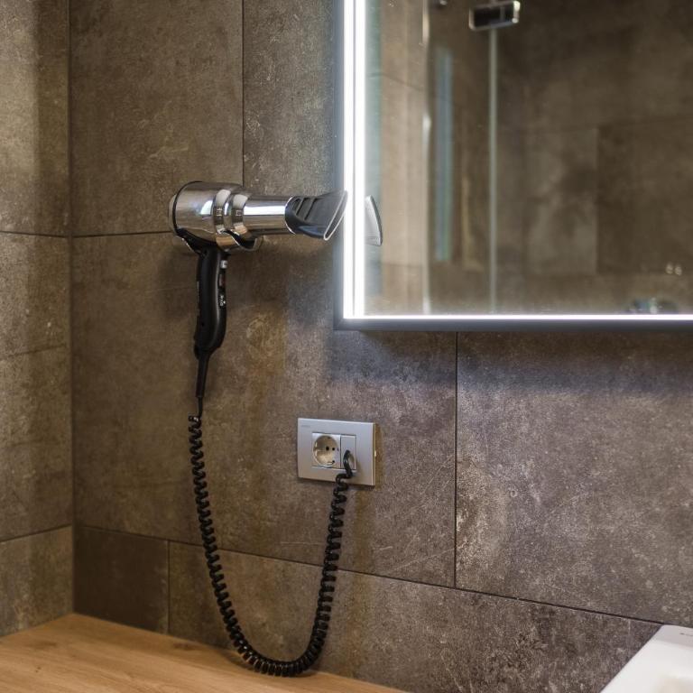 Residence Reisenschuh - One-Bedroom Apartment 2 - 9
