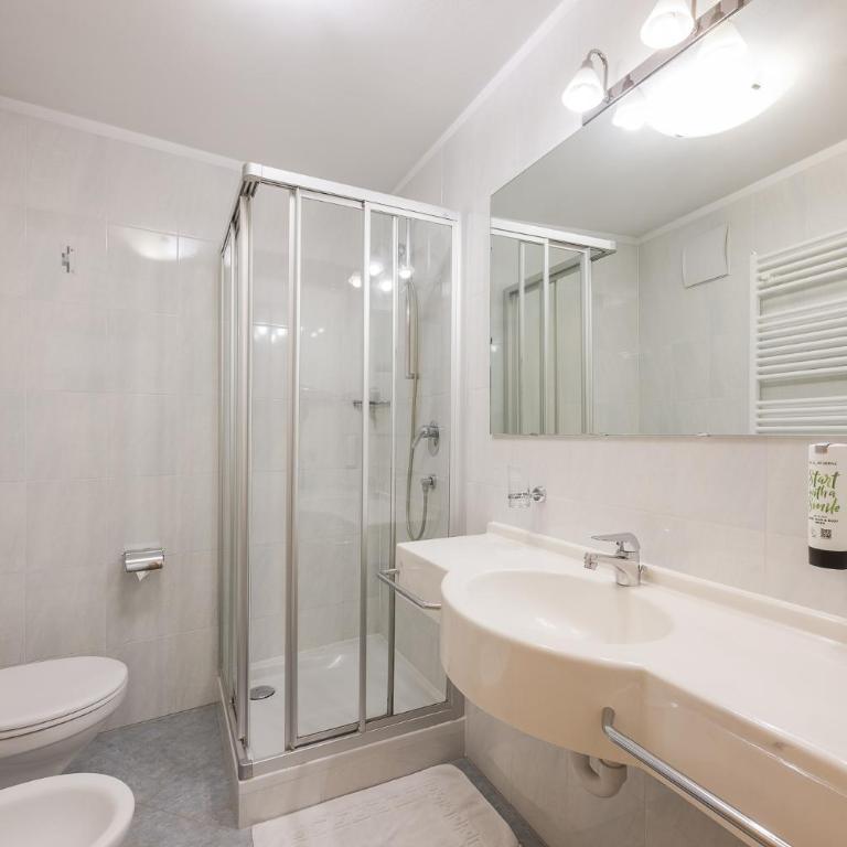 Residence Reisenschuh - One-Bedroom Apartment 1 - 5
