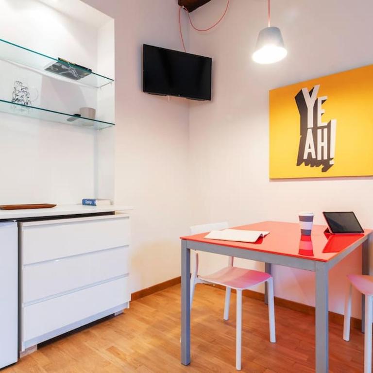 Frisi fast WiFi Aircon Flexyrent - Monolocale - 17
