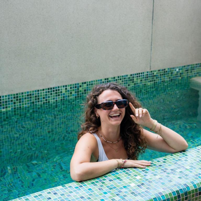 Madre Tierra Hotel & Coworking - Estudio - 2