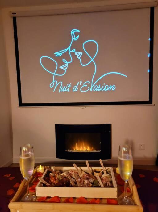 Nuit d'évasion love room avec baignoire balnéo et jardin avec spa - One-Bedroom Apartment - 11