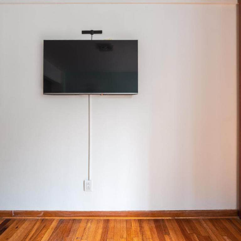 cool private loft, Polanco : ) - One-Bedroom Apartment - 7