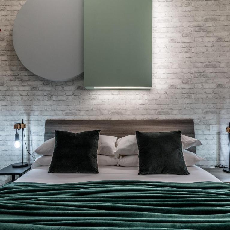 Tartini Lofts - One-Bedroom Apartment - 17