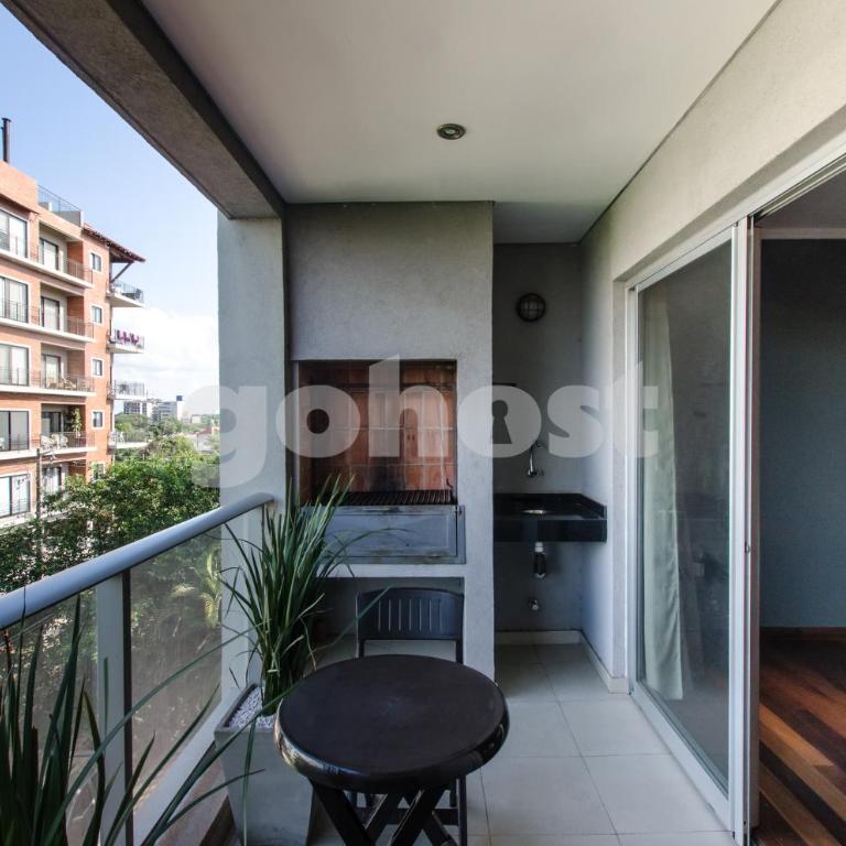 Ample 2 bedroom close to Shopping del Sol - Two-Bedroom Apartment - 6