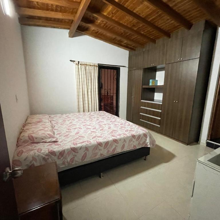 Amplio apartamento en Niquia - Apartamento de 1 dormitorio - 12