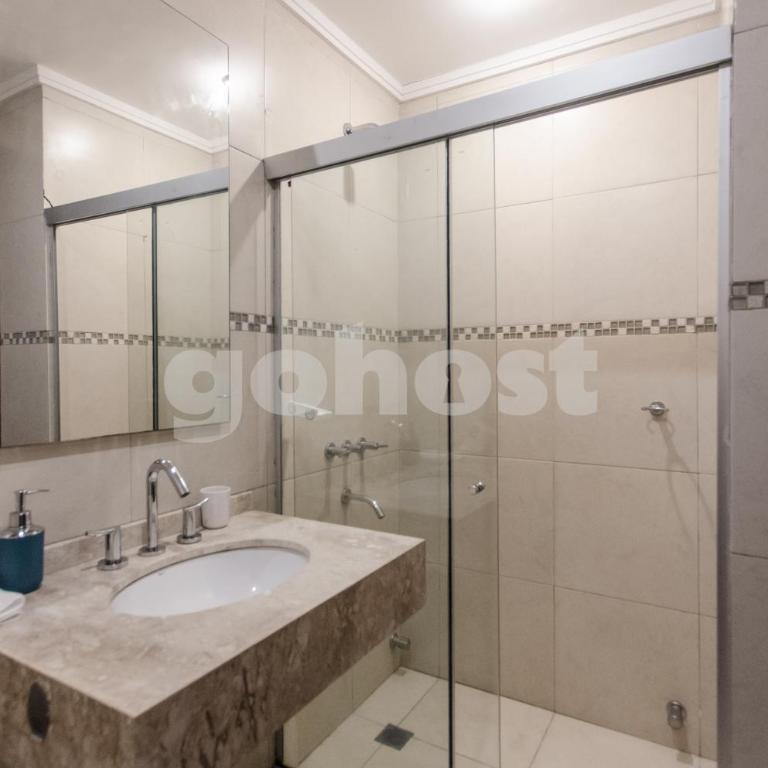Ample 2 bedroom close to Shopping del Sol - Two-Bedroom Apartment - 11
