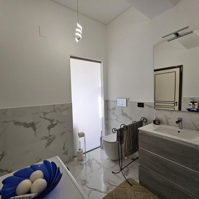 La Finestra sul Porto - Appartamento con 2 Camere da Letto - 12