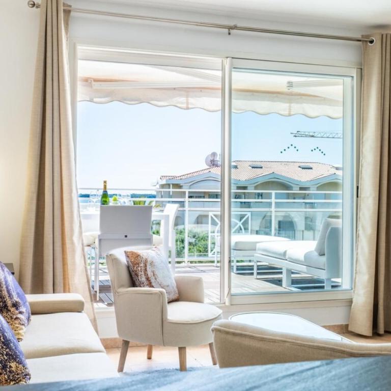 3-Room Luxury Apartment with Pool and Sea View Steps from the Beach - Appartamento - 25