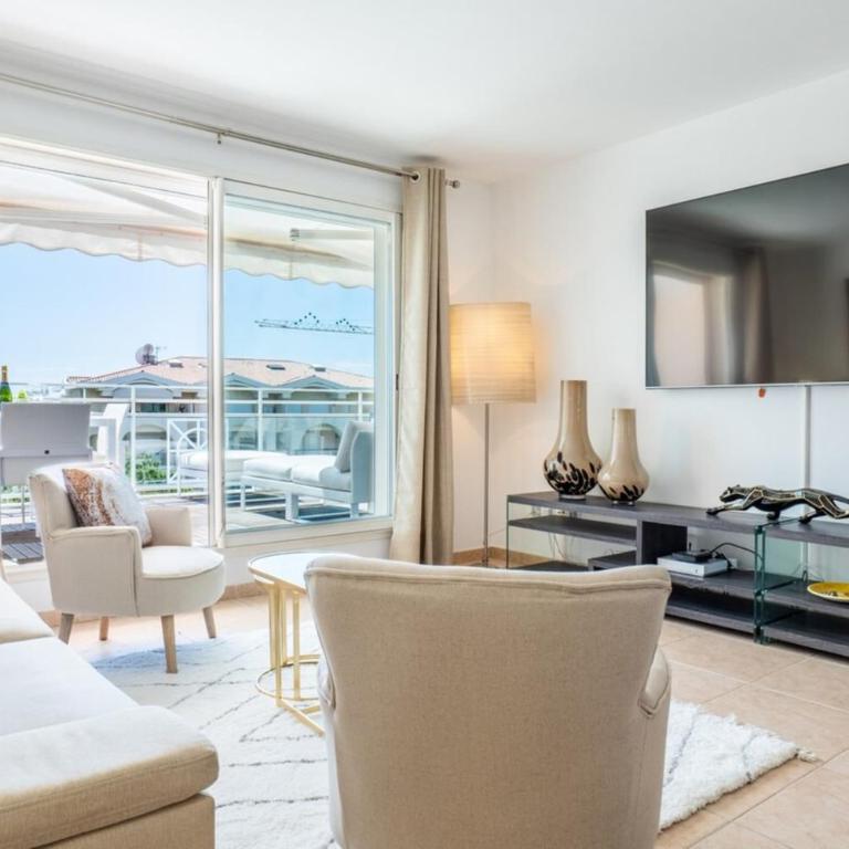 3-Room Luxury Apartment with Pool and Sea View Steps from the Beach - Appartamento - 28