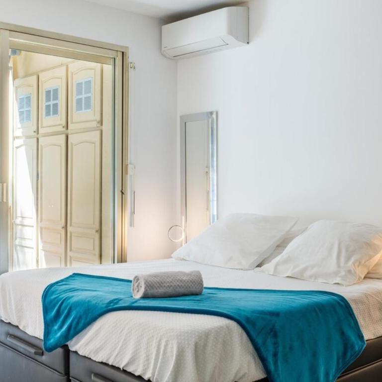 2-Room Apartment with Terrace Sea View - Appartement - 20