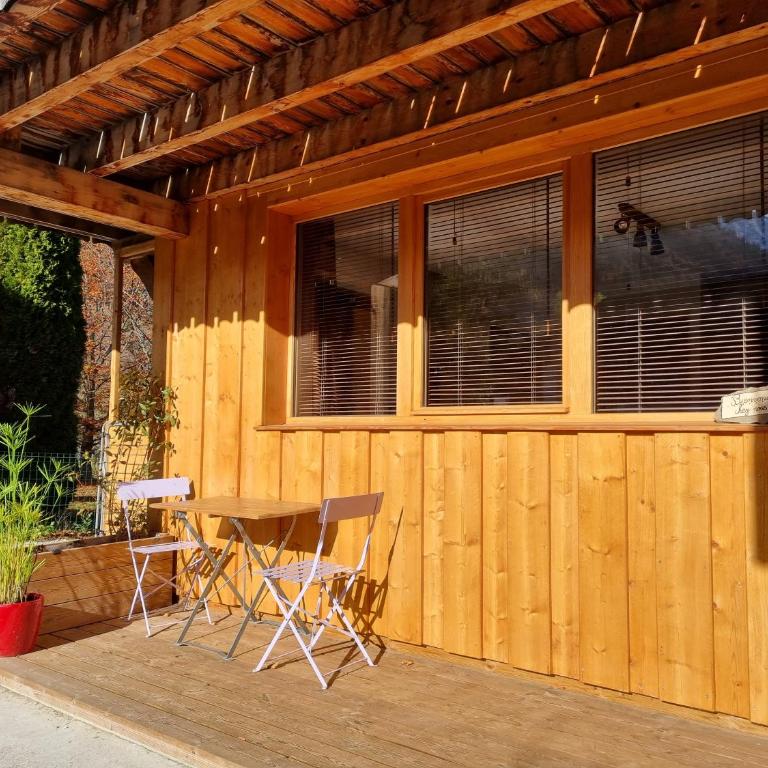 Studio 2 personnes - lumineux - Lac d'Annecy - Appartement 1 Chambre - 4
