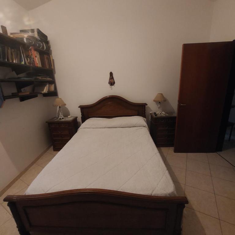 Casa céntrica en Tanti - Casa Unifamiliar de 3 dormitorios - 3