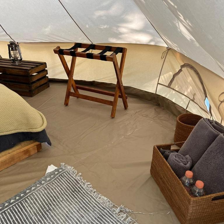Hotel Oxú & Gampling Solo adultos - Tent with Two Single Beds - 1