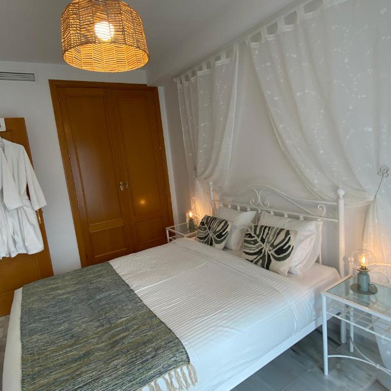 Casa del Sol - One-Bedroom Apartment - 8