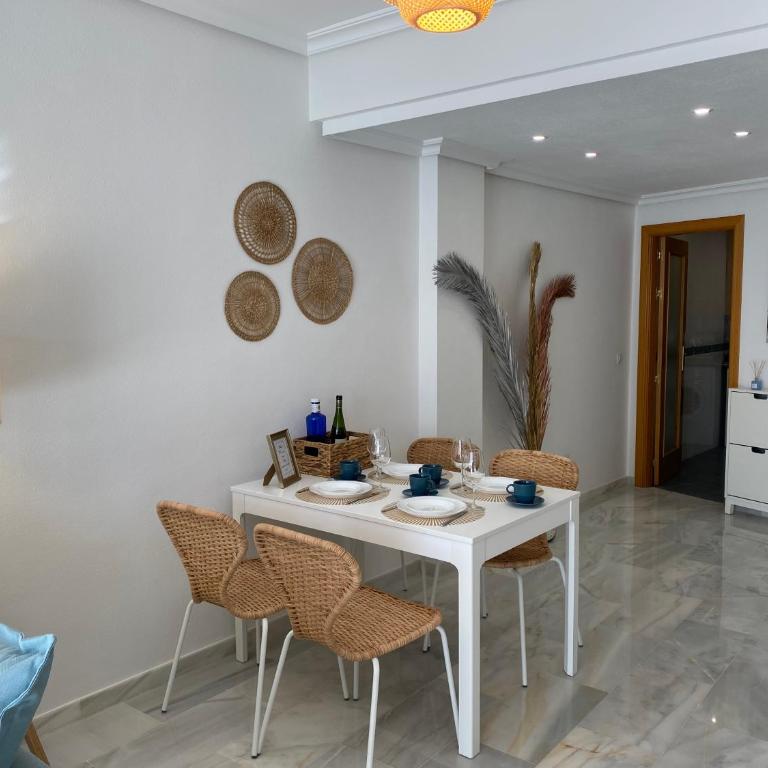 Casa del Sol - One-Bedroom Apartment - 12
