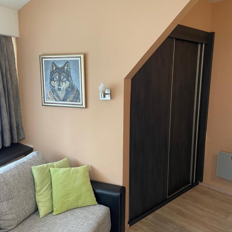 Apartment Brvenik Plus - Studio Apartment - 8