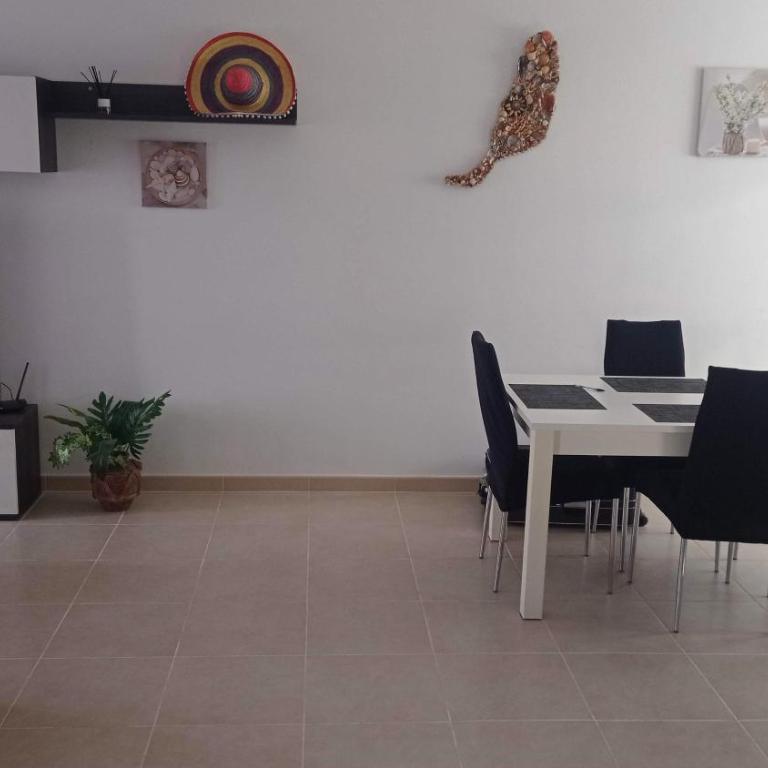 Triplex 8 ISLAS CALETA DE FUSTE - Three-Bedroom House - 11