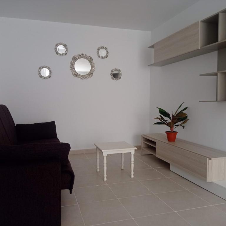 Triplex 8 ISLAS CALETA DE FUSTE - Three-Bedroom House - 3