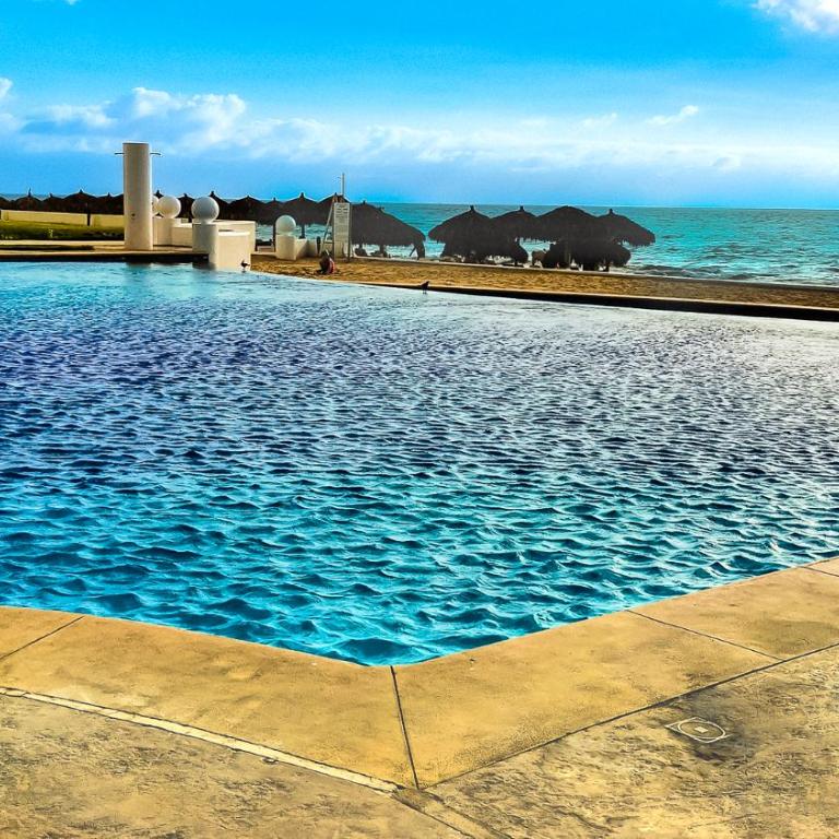 Apartment Alcatraz, 4BR Oasis with Breathtaking Vi - Apartamento - 2