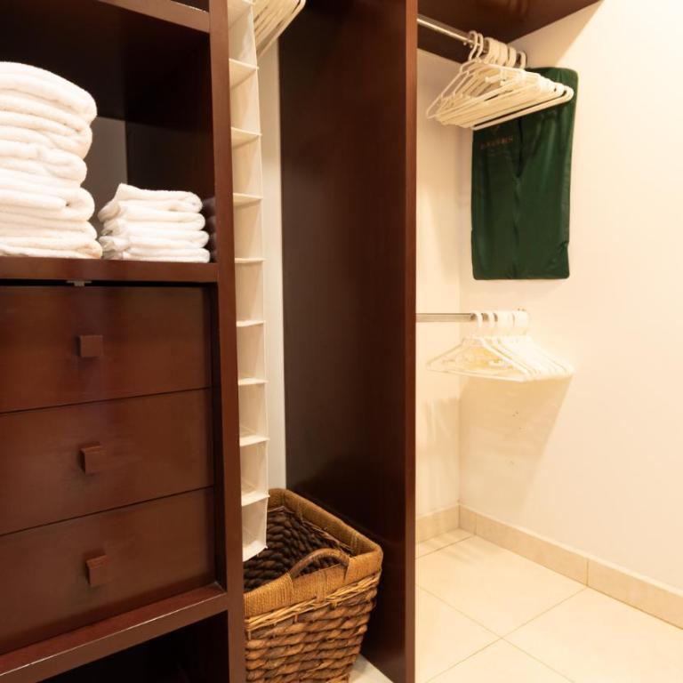 Apartment Alcatraz, 4BR Oasis with Breathtaking Vi - Apartamento - 34