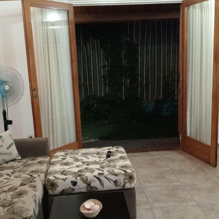 "CASA MÁGICA" ----------El precio es sin los impuestos!---- - Casa de 3 dormitorios - 53