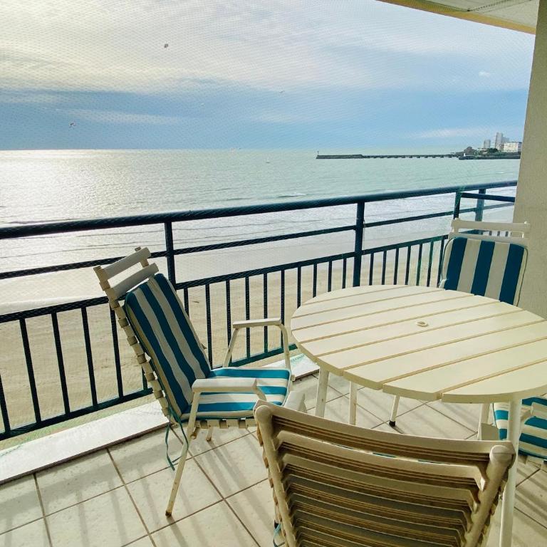 Appartement T3 en bord de mer pour vacances - FR-1-92-644 - Apartment (6 Erwachsene) - 1