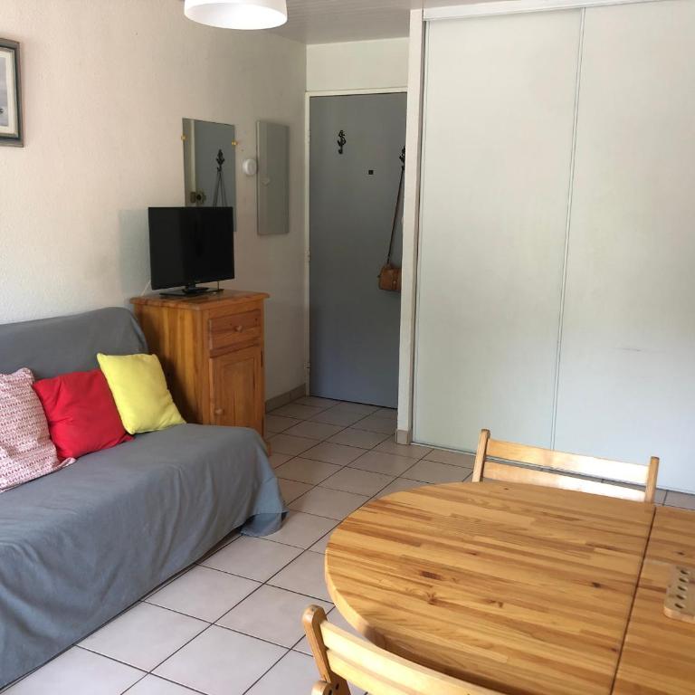 Appartement T2 à Arcachon - Centre-Ville, Proche Plage et Commerces, avec Parking et Balcon - FR-1-319-12 - Appartement (2 Adultes) - 4