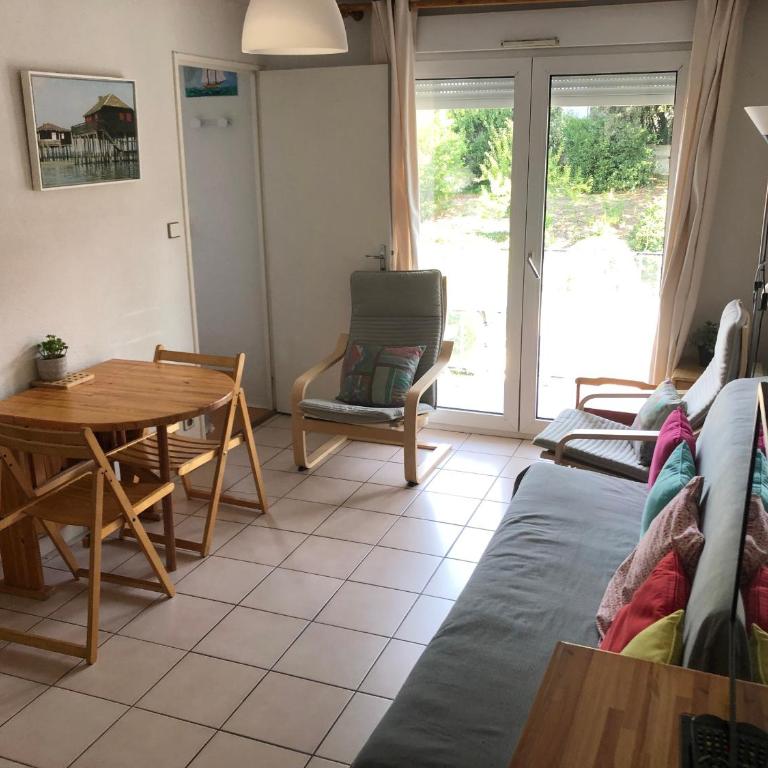 Appartement T2 à Arcachon - Centre-Ville, Proche Plage et Commerces, avec Parking et Balcon - FR-1-319-12 - Appartement (2 Adultes) - 5