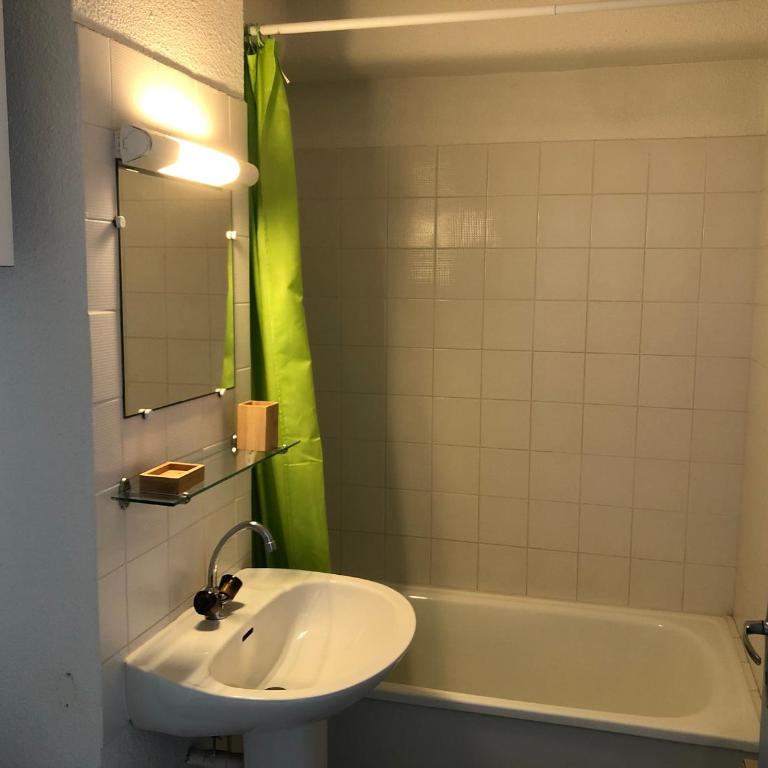 Appartement T2 à Arcachon - Centre-Ville, Proche Plage et Commerces, avec Parking et Balcon - FR-1-319-12 - Appartement (2 Adultes) - 11