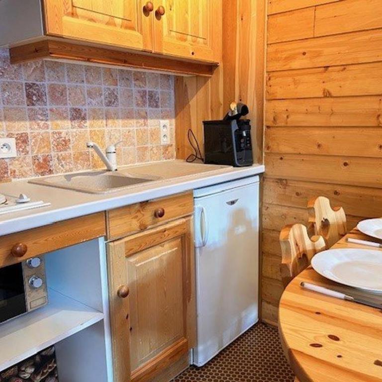 Studio calme et fonctionnel, pied de pistes, pour 5 personnes, balcon sud – Risoul 1850 - Appartement 1 Chambre - 6