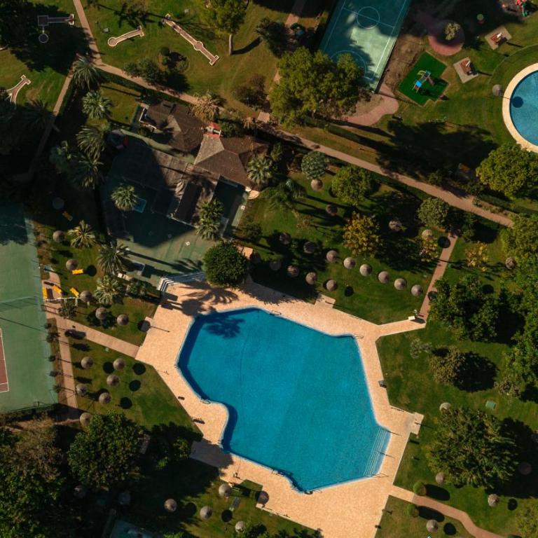 Beachfront apartment with panoramic sea views, private parking, swimming pools and mini golf - Three-Bedroom Apartment - 20