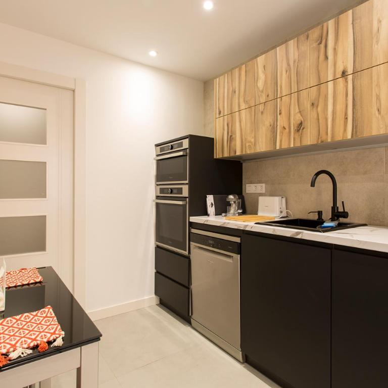 Apartamento Mulhacen Centro Free Parking - Three-Bedroom Apartment - 23