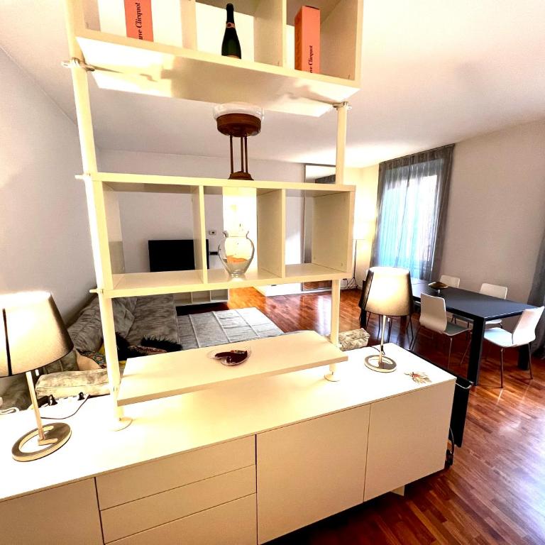 BIG Luxury Shopping District [Duomo Lima-M1 Fiera] - Appartamento con 1 Camera da Letto - 6