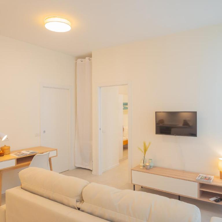Enchanted Como Lake - City Apartment 2 by Rent All Como - Appartamento con 1 Camera da Letto - 37
