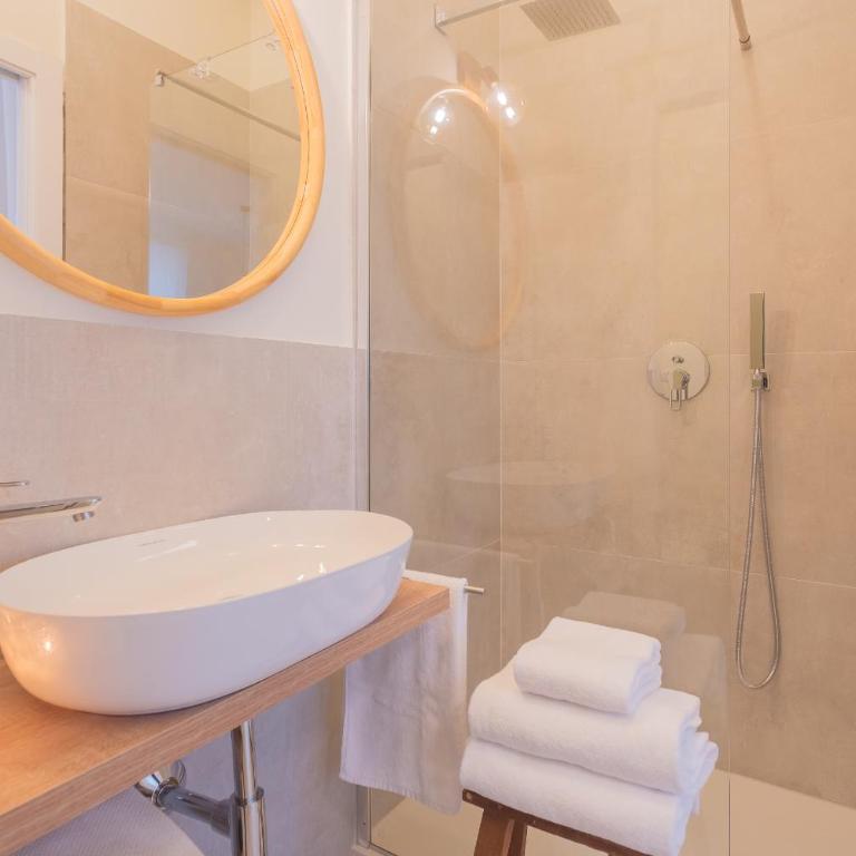 Enchanted Como Lake - City Apartment 2 by Rent All Como - Appartamento con 1 Camera da Letto - 48