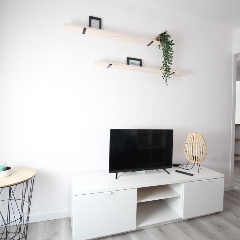 Cómodo piso en el Pirineo Aragonés - Two-Bedroom Apartment - 6