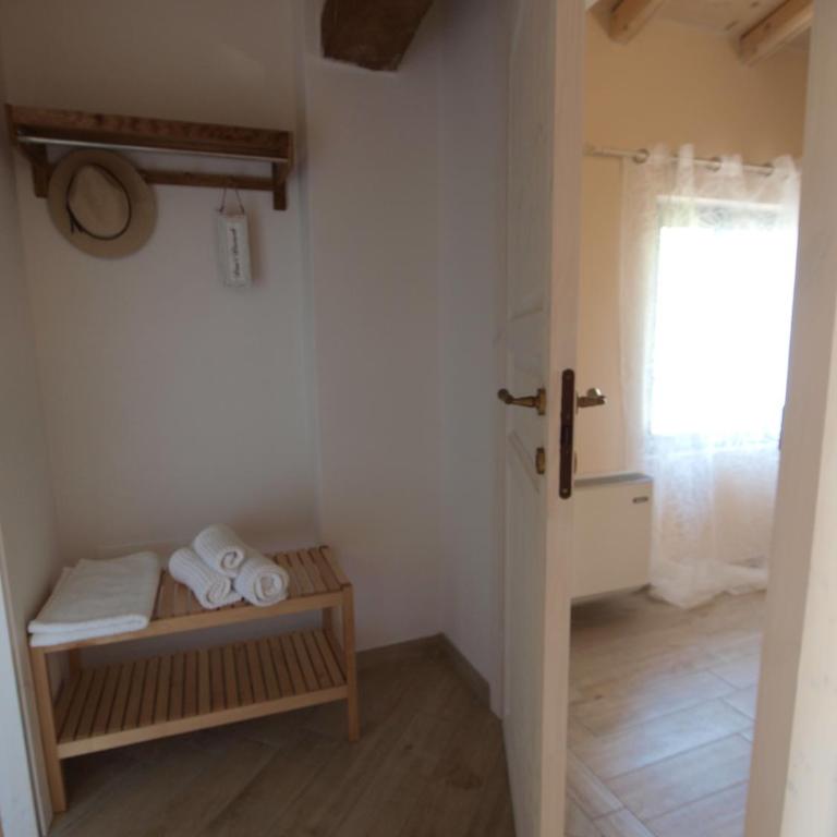 B&B Big Sur - Camera Tripla con Bagno Privato - 1