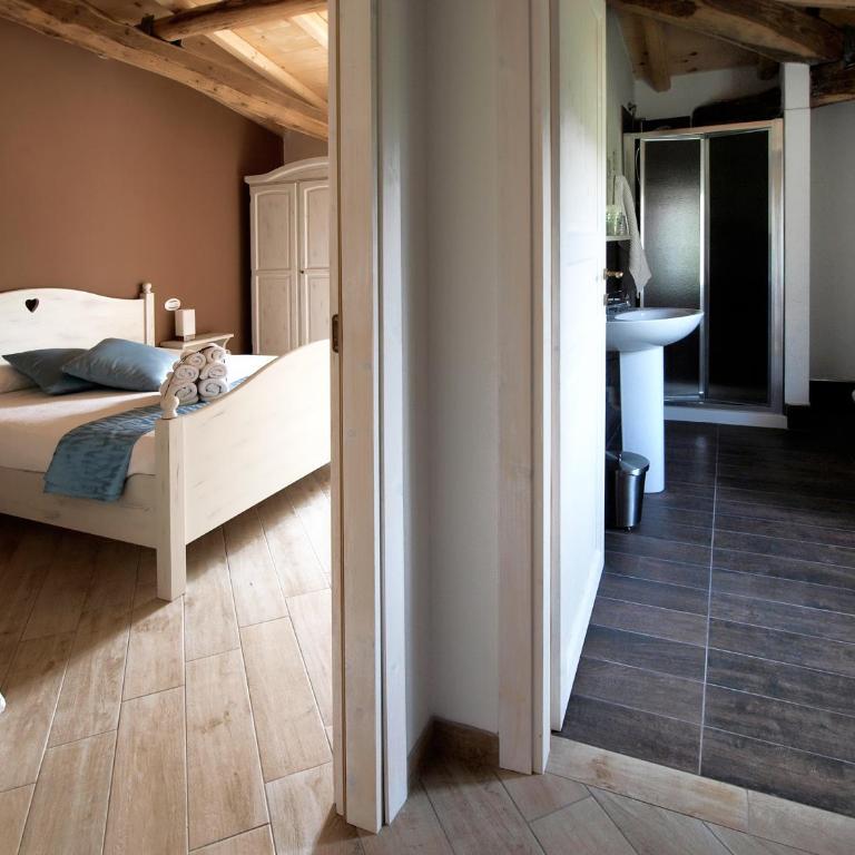 B&B Big Sur - Camera Tripla con Bagno Privato - 10